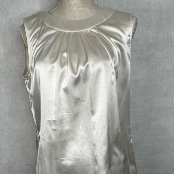 Jones New York Sleeveless Blouse - Picture 8 of 8